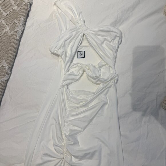 NEAVE White Maxi Dress - Picture 5 of 5